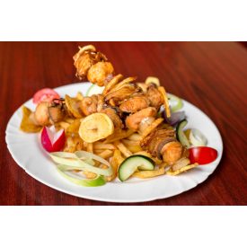 Rablópipi nyárson fűszeres burgonyával, szósszal